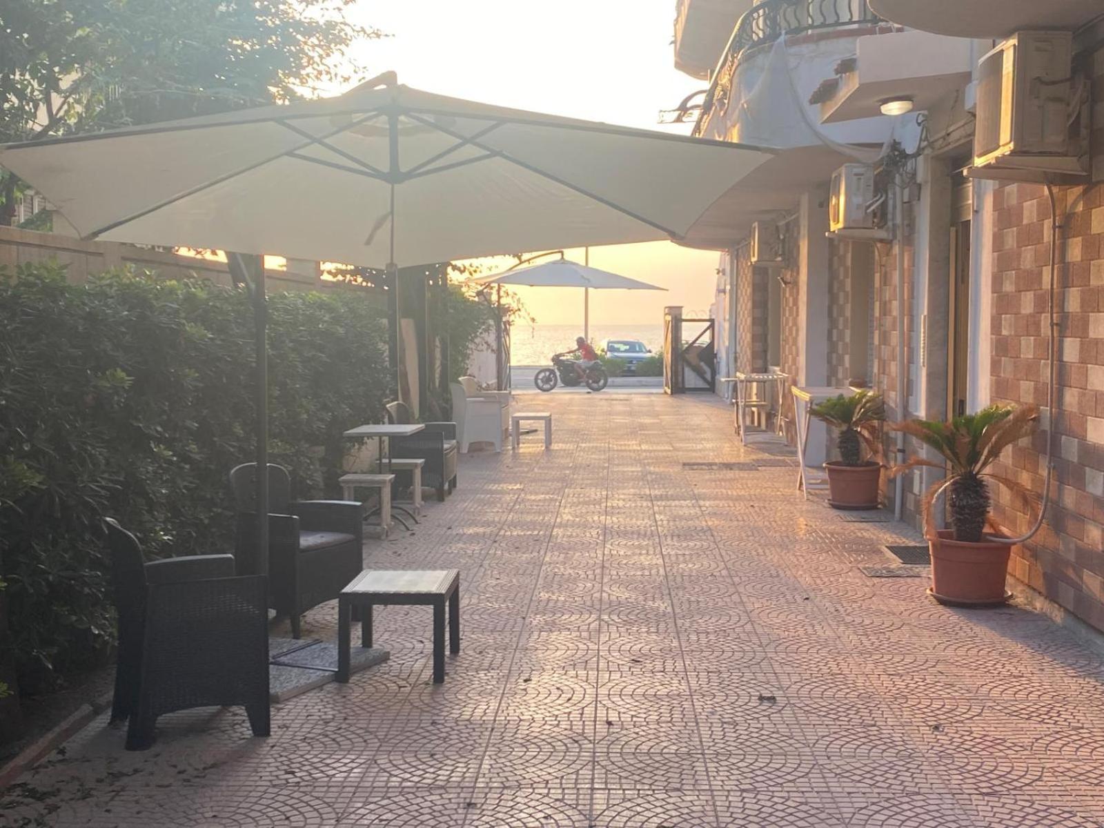 Vista Eolie Milazzo- Apartments Eksteriør billede